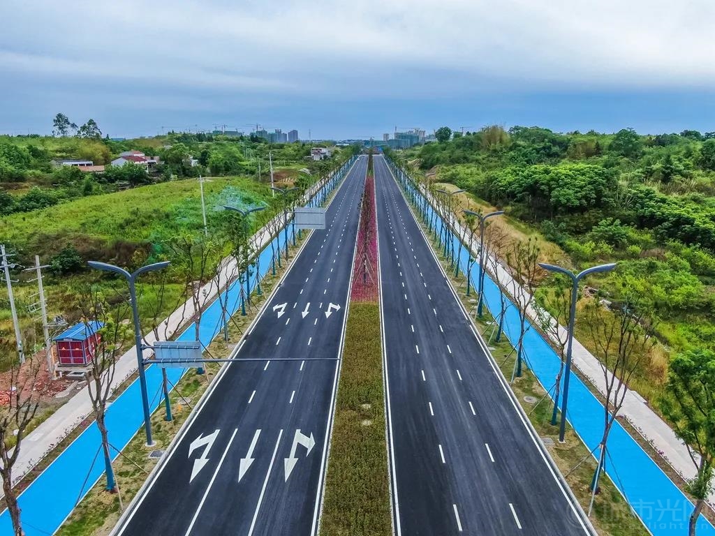 智慧路灯1.jpg 智慧路灯1.jpg