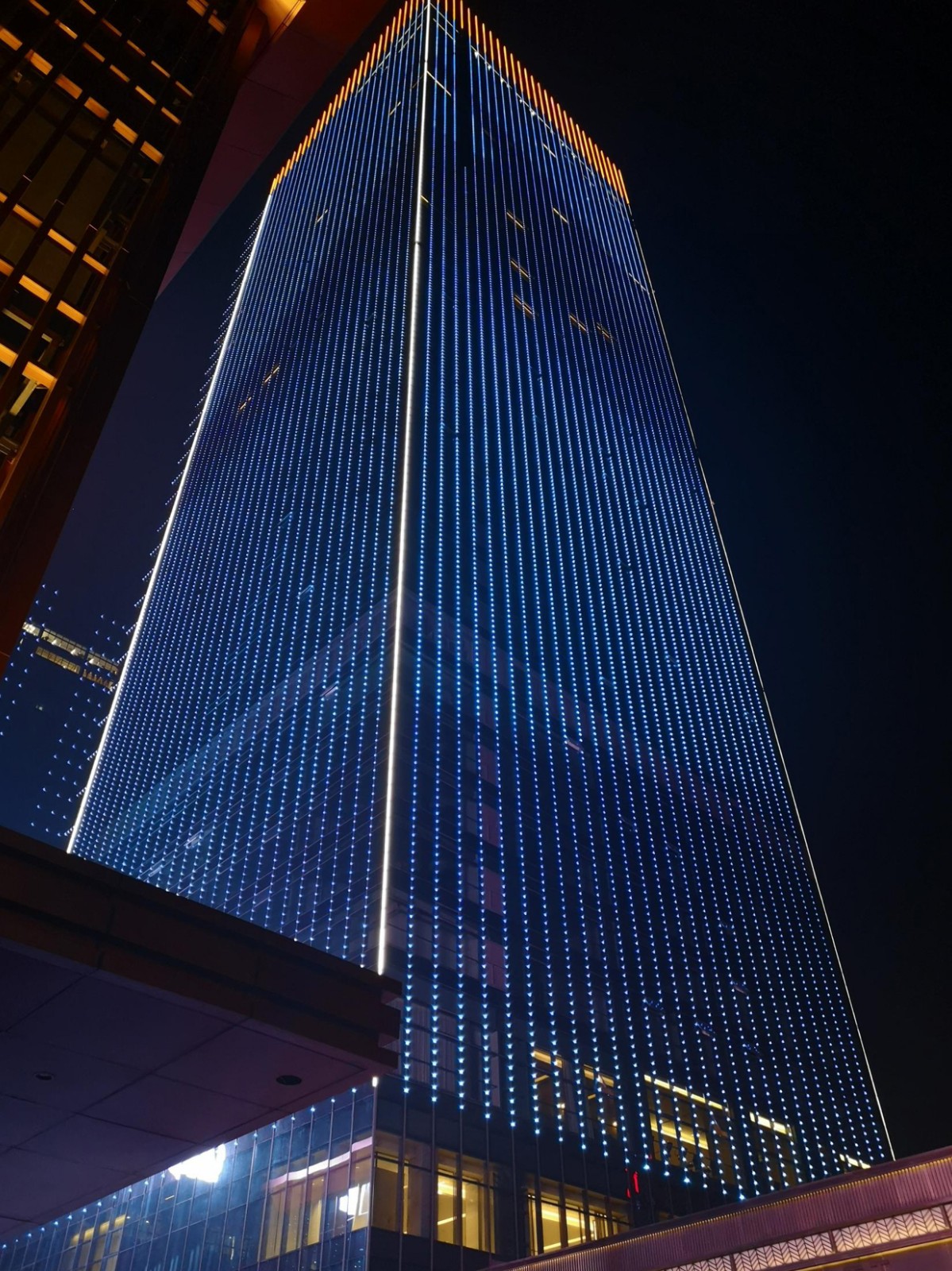 實景圖 現場實景圖:張家港萬達亮燈效果,整個建築大氣磅礴,每個細節也