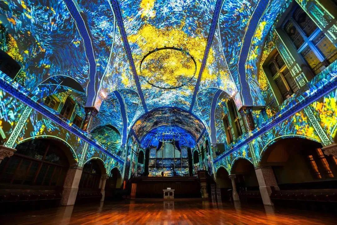 室内沉浸式灯光投影秀《genesis》1