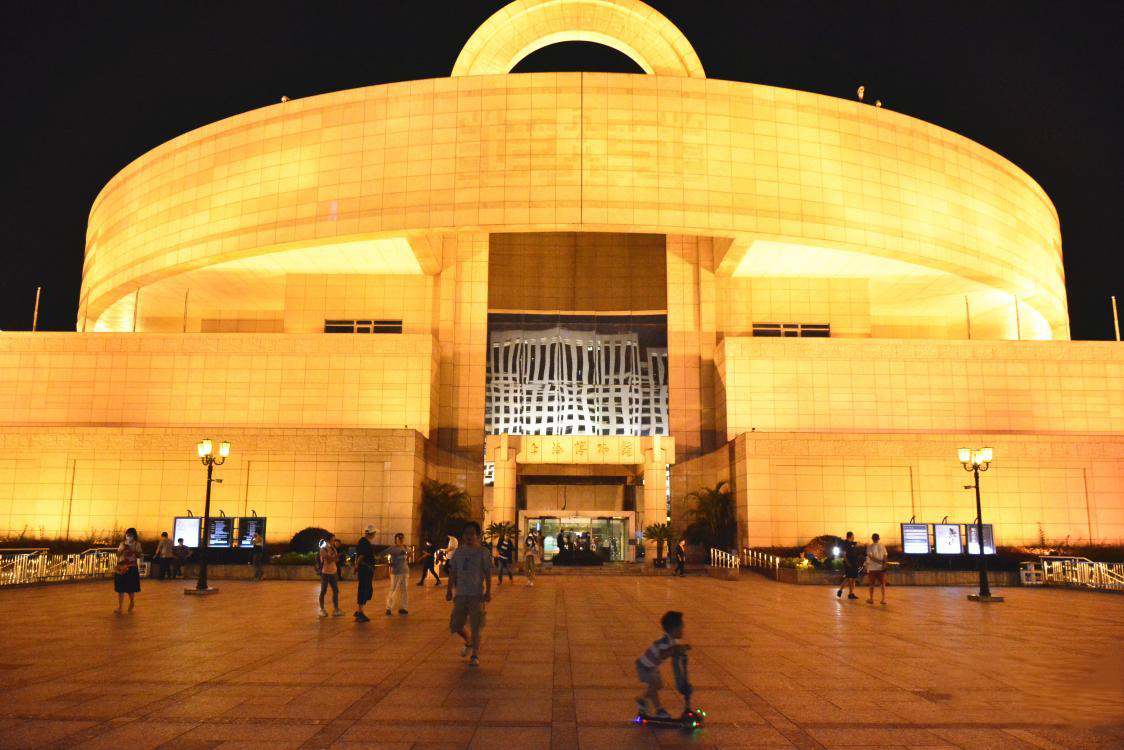 上海博物馆今年首次夜间开放 图片来源光明图片