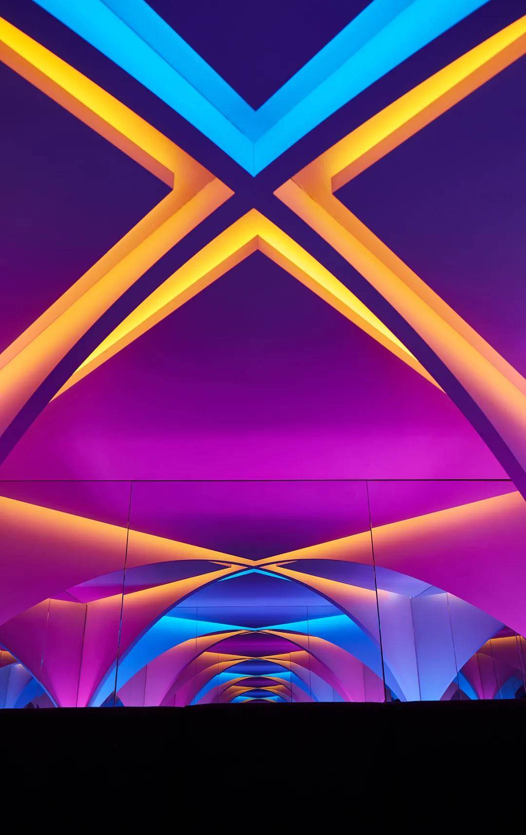 全球首个沉浸式光影冥想空间系列arches:光影斑斓,找寻心灵归处