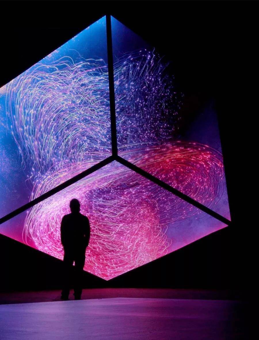 灯光装置:几何空间内演变艺术